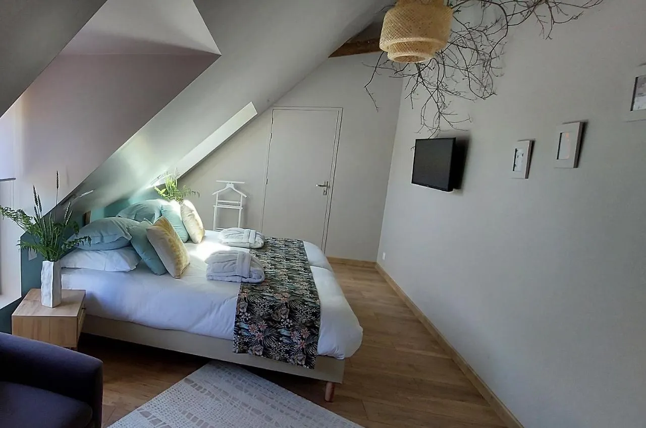 La Lezardiere Pleugriffet Bed & Breakfast